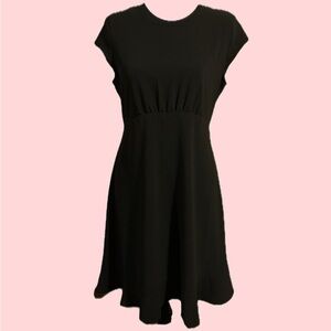 Banana Republic Ruffle Hem Empire Waist Dress Black size 6